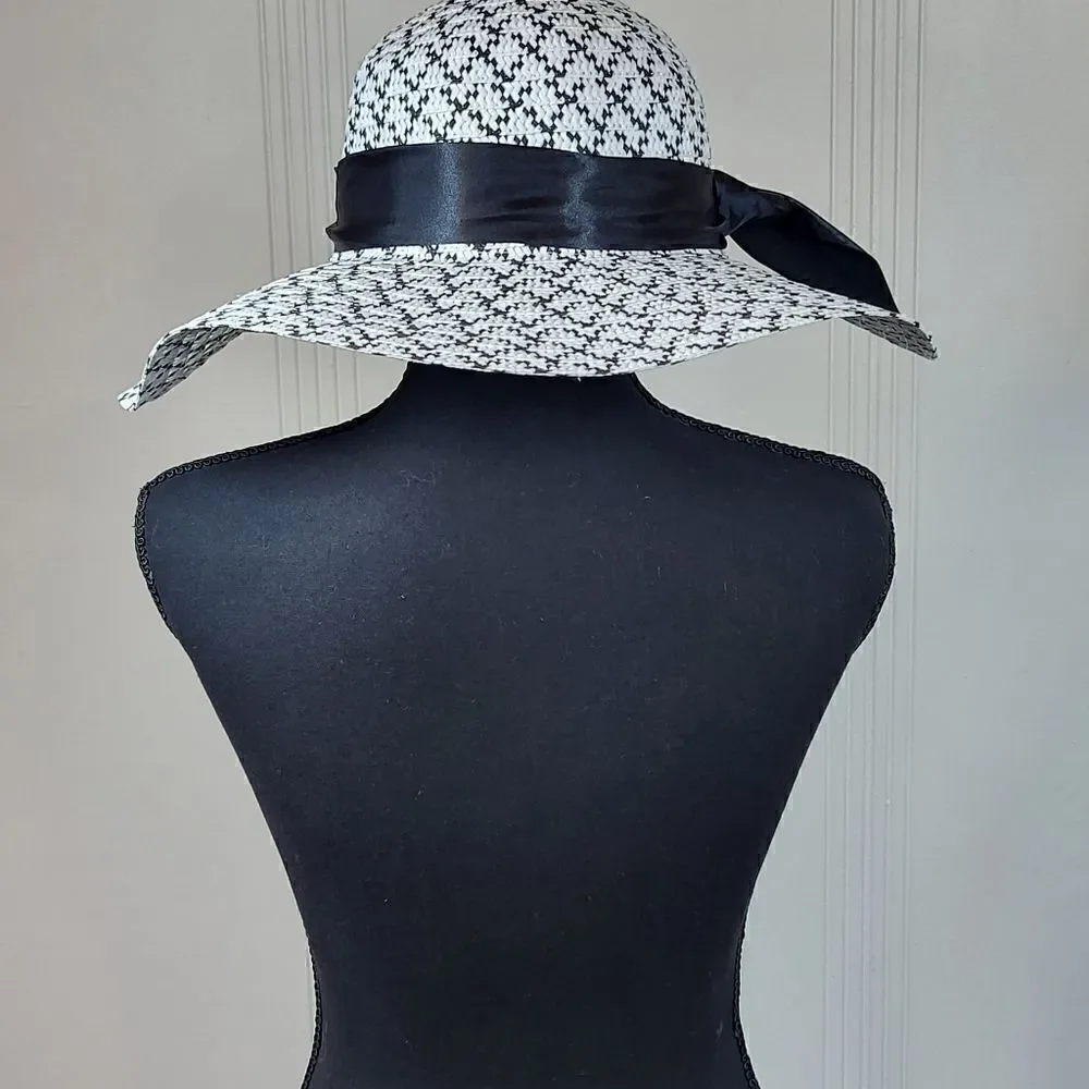 Black & White Hat